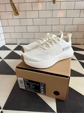 NOBULL Drive 2 Lightweight Trainer Running Shoe in White (BRAND NEW)